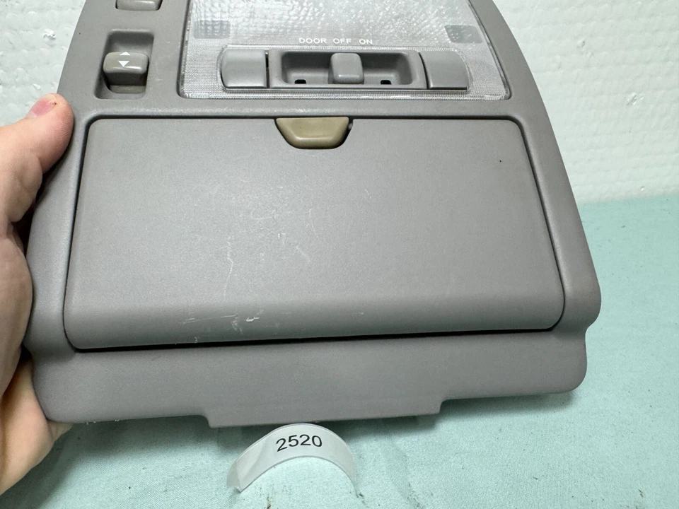 01-06 LEXUS LS430 techo superior delantero cúpula mapa luz lámpara interruptor techo corredizo Foto 4 de 4