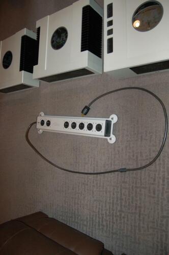 T+A Elektroakustik Power Bar 2 + 5 HD Power Acondicionador - Imagen 5 de 7