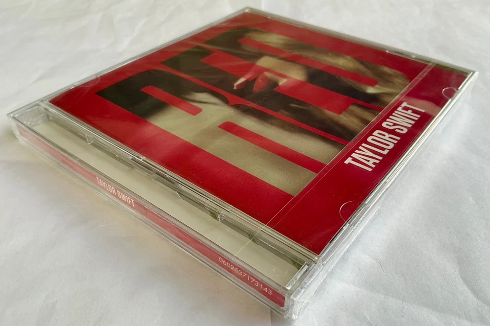 Taylor Swift - Red (2012) Deluxe Edition with Bonus Tracks NEW 2 x CD (sealed) - Image 2 of 4