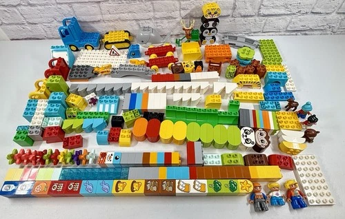 Huge Lot Of 271  Lego Duplo Animals People Cars Bricks Blocks Set CLEAN *MINT*