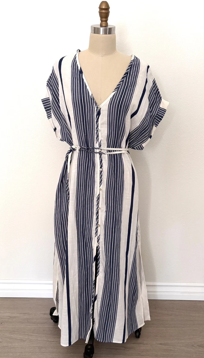 long sleeve white dress shirt womens Volcom Women's Lil Button Up Long Sleeve Shirt main image 1