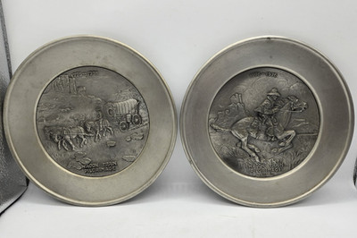 Vintage Wagon Train Pilgrimage Bicentennial Pewter Plate Lot Of 2, Patriotic 