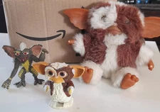 3 GREMLINS / Gizmo (Figurine Mécanique + Peluche neuve + figurine) Années 80