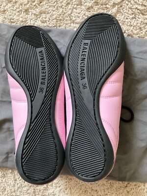 BALENCIAGA バレンシアガ 2046 QZ ピンク文字盤レディース腕時計 バレンシアガ 斜め掛け ショルダーバッグ レディース ブランド