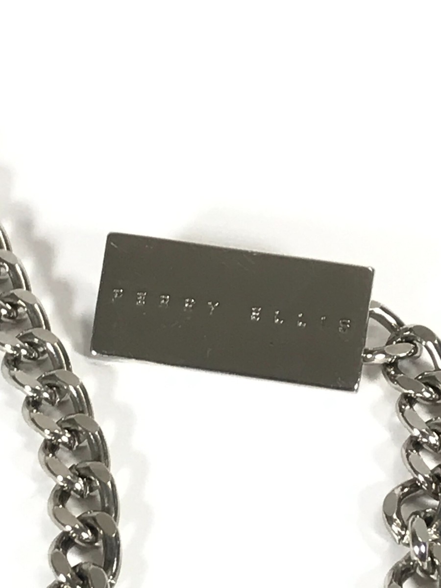 Perry Ellis Women display picture 1