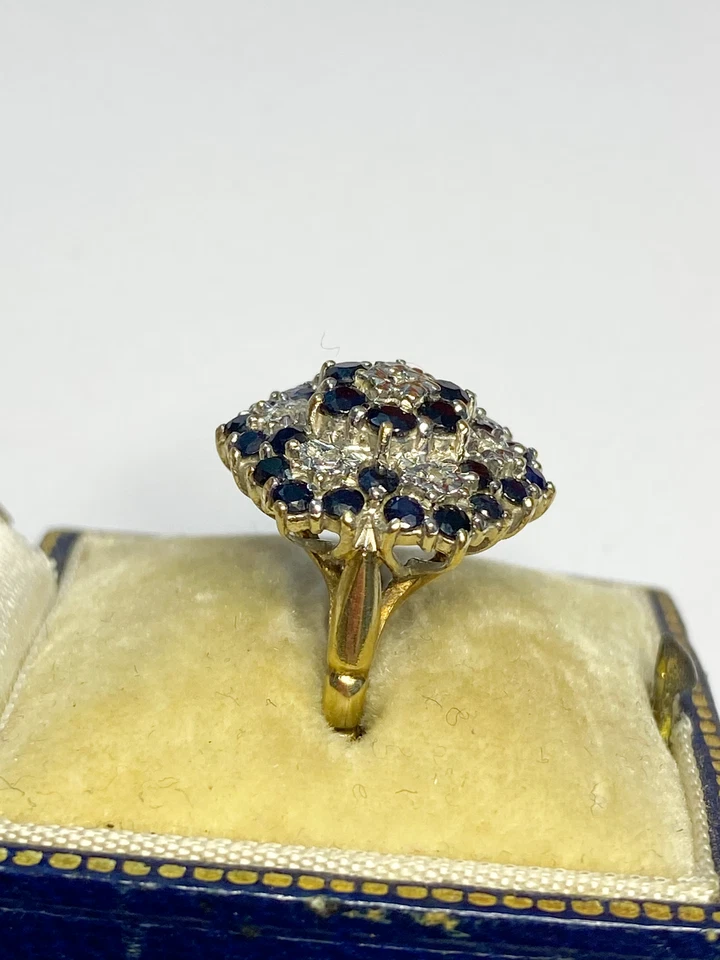 Anillo de boda redondo de 3 quilates de zafiro simulado cóctel plata real oro amarillo sobre Foto 4 de 4