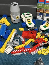 MASSIVE Lego Construction Lot City Minifigure Part 7638,60152,5930,60181,60026 +
