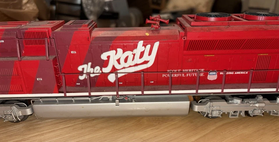 MTH 20-20957-2 MKT Katy UP Heritage SD70ACe  #1988 W/Sound - Image 3 of 4