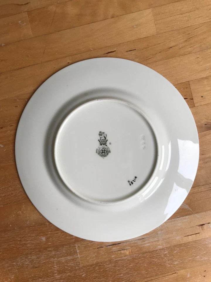 Vintage 1930's Royal Doulton Lynn Trio Art Deco Trio Tea cup saucer plate - VGC - Image 4 of 4