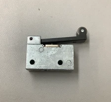 Ingersoll Rand ARO 203-C Manual Air Control Valve Roller Arm 150PSI (b665)