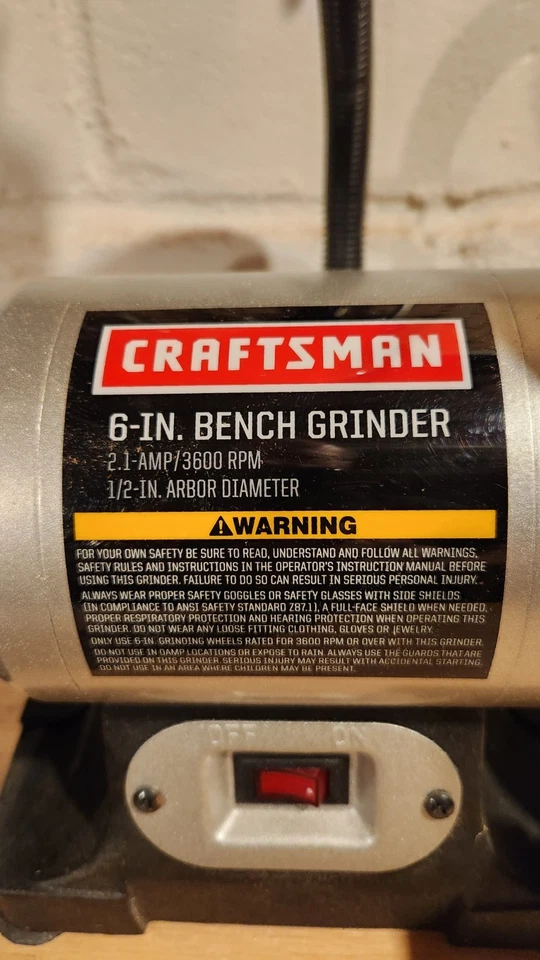 Amoladora de banco Craftsman de 6 pulgadas Foto 2 de 4