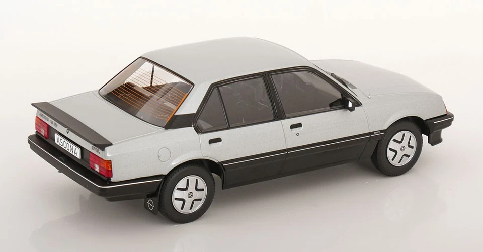 1:18 MCG Opel Ascona C SR 1981 silver/black - Bild 2 von 3