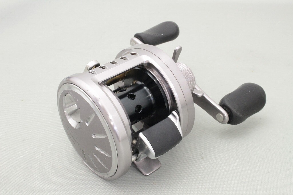 Shimano 09 CALCUTTA CONQUEST 200-DC RH Baitcasting Reel | eBay