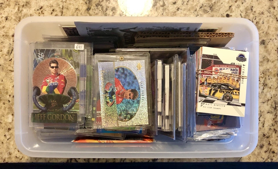 NUEVO ENORME Lote Jeff Gordon - Tarjetas coleccionables firmadas fotos juguetes y más! Foto 4 de 4