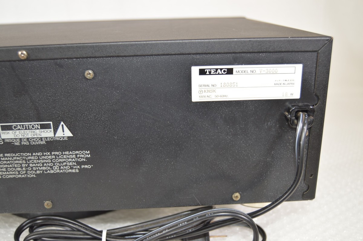 TEAC V-3000 3-Head System Stereo Cassette Deck Working TEAC V-3000 3-Head System Stereo Cassette Deck Working