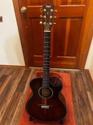 Grand auditorium K24 Style. Solid Koa front back and sides. L.R. Baggs Element