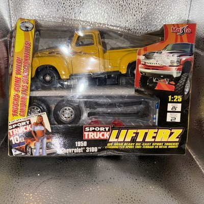 MAISTO Sport Truck Lifterz 1:25 1950 Chevrolet 3100 Damaged Box Off Road Ready
