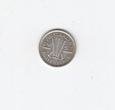 Australia 1957 Three Pence Elizabeth II Good Grade Collectable (aust3a)