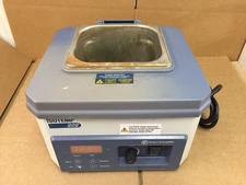 Fisher Scientific 2L Digital Isotemp 202 Water Bath 15-462-2 Tested