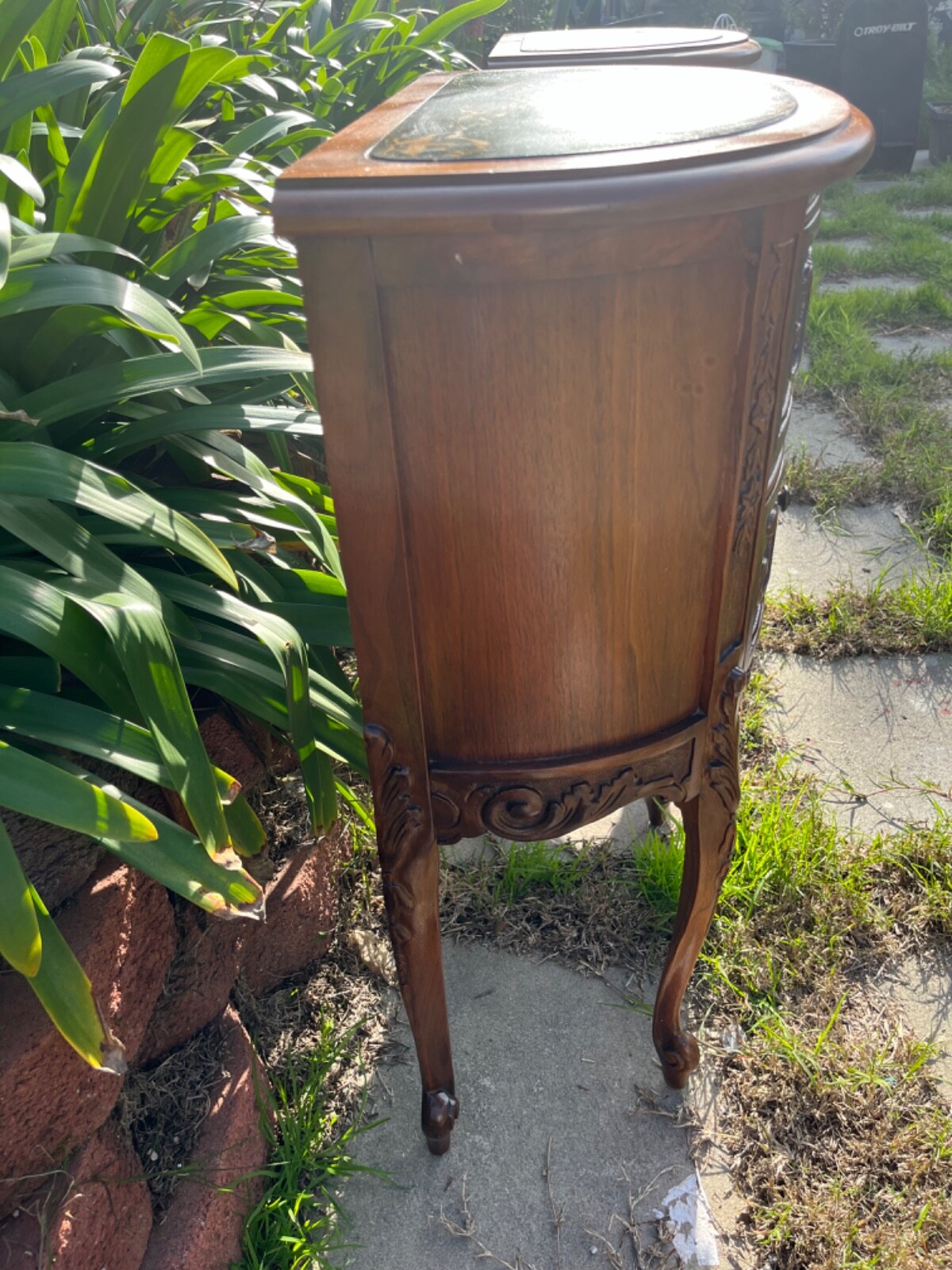 Picture 6 of 16