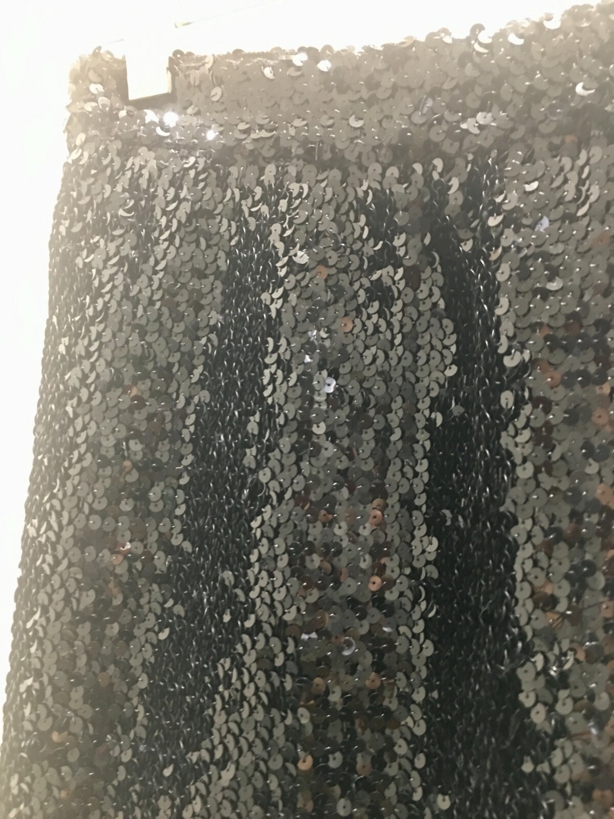 Gonna Saint Laurent lunghezza ginocchio zip laterale nera paillettes (taglia 38)