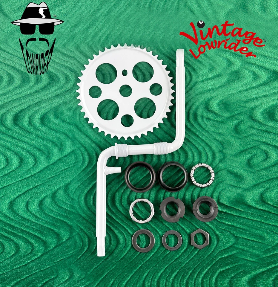 VINTAGE LOWRIDER 6 1/2" LONG WHITE BICYCLE 1 PIECE STEEL CRANK W/B.B & CHAINRING - Image 2 of 2