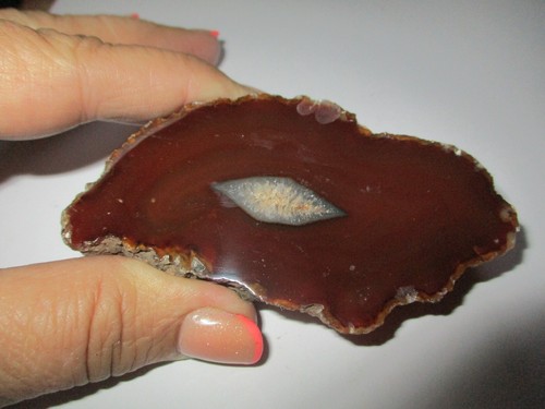 Absolutely beautiful polished Mahogany Agate Slice - Picture 3 of 6