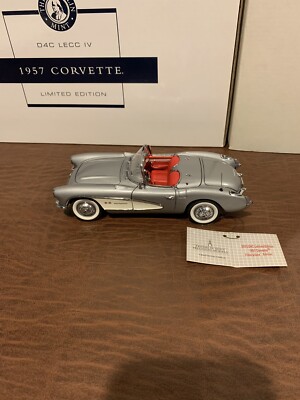 Franklin Mint 1957 CORVETTE MIB 1:24 1 of 999 Hard Find Fiberglass MIB B11C481
