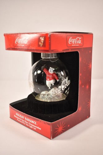 COCA COLA CHRISTMAS ORNAMENT POLAR BEAR SNOWBOARDING - Picture 5 of 7