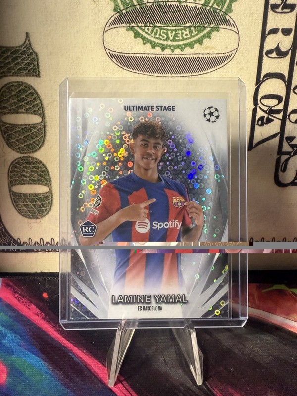 2023-24 Topps UEFA Club Competitions - Ultimate Stage Chrome Lamine Yamal...