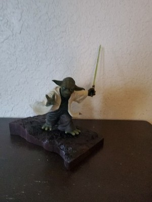 KOTOBUKIYA ARTFX Classic Star Wars Series YODA 1/7 Scale Pre Painted Soft Vinyl