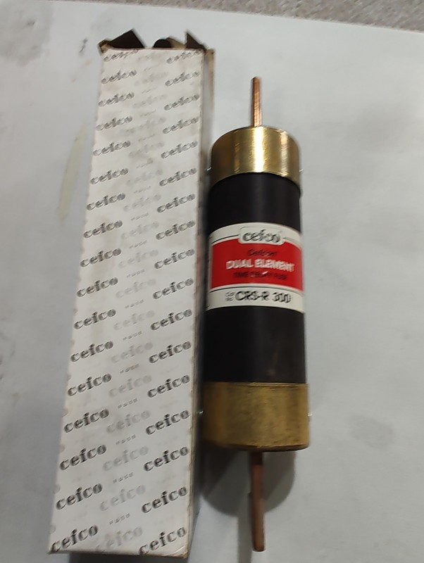 #794 New Cefco CRS-R 300 Amp Fuse Time Delay Dual Element CRS R 300 Amp 600V