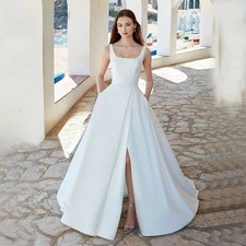 Square Neck Wedding Dress Satin Fabric Sleeveless Backless Elegant Wedding Dress