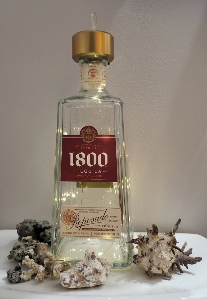 ☆LIGHT☆ 1750ml. 1800 Reposado Tequila Bottle Lamp White Light - Image 2 of 4
