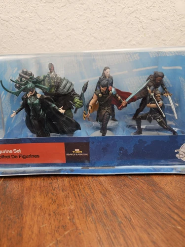 Used Marvel Thor: Ragnarok 6-Piece PVC Figure Play Set – Open Box