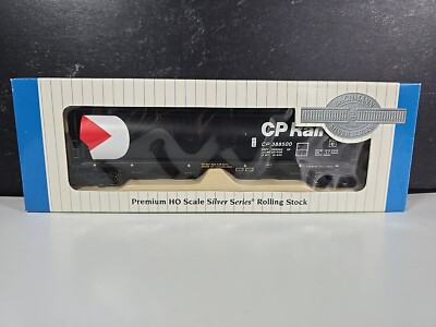 BACHMANN PREMIUM HO 19129 Canadian Grain Hopper Canadian Pacific