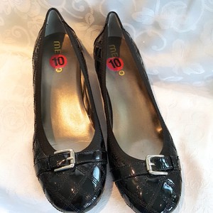 me too black ballet flats