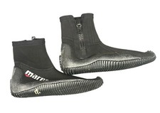 Mare Black Unisex Size 7 Swim Suit/ Wet Suit Shoes