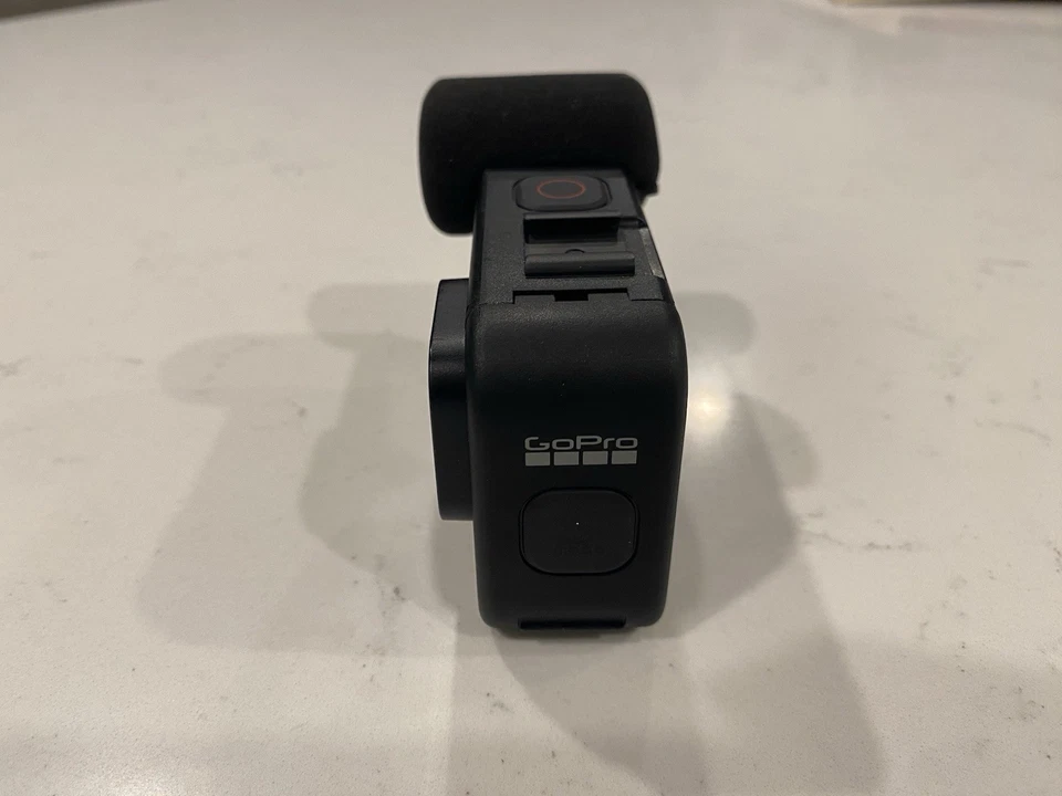 GoPro HERO10 Black 5.3K UHD Action Camera W/Media Mod & Battery DOESN’T POWER ON - Image 2 of 4