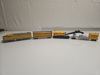 #ad Walthers Trainline FA 1 #1500A Union Pacific Locomotive Die cast Read Descrip. $38.00