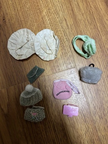 Vintage Barbie doll hats and accessories lot (1960s)