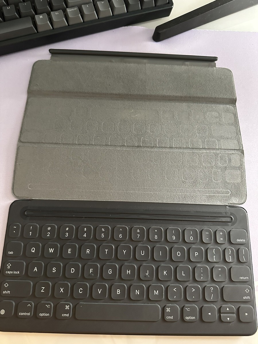 Apple アップル iPad Pro Smart Keyboard A1829 Apple Model A1829 iPad Pro 10.5