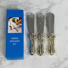 Ribbon Knife Spreader Set - (3) Knives - New in Package Sandwich Spreader
