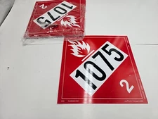 (QTY 25) Labelmaster UN 1075 Flammable Gas Hazmat Placard Rigid Vinyl ZRV81075