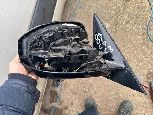 BROKEN RANGE ROVER VOGUE O/S RIGHT DOOR WING MIRROR BLACK LR104700 2013-ON