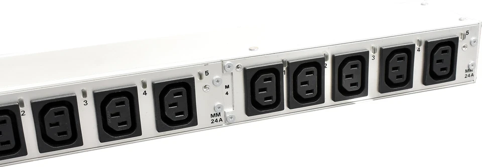 BayTech MMP14 Rack PDU Metered Single Phase ZeroU 16A 230V 20x C13 - Image 4 of 4