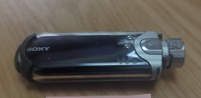 SONY ウォークマン WALKMAN NW-E407 Sony NW-E407 Network Walkman Midnight Black MP3 Audio Player 1GB