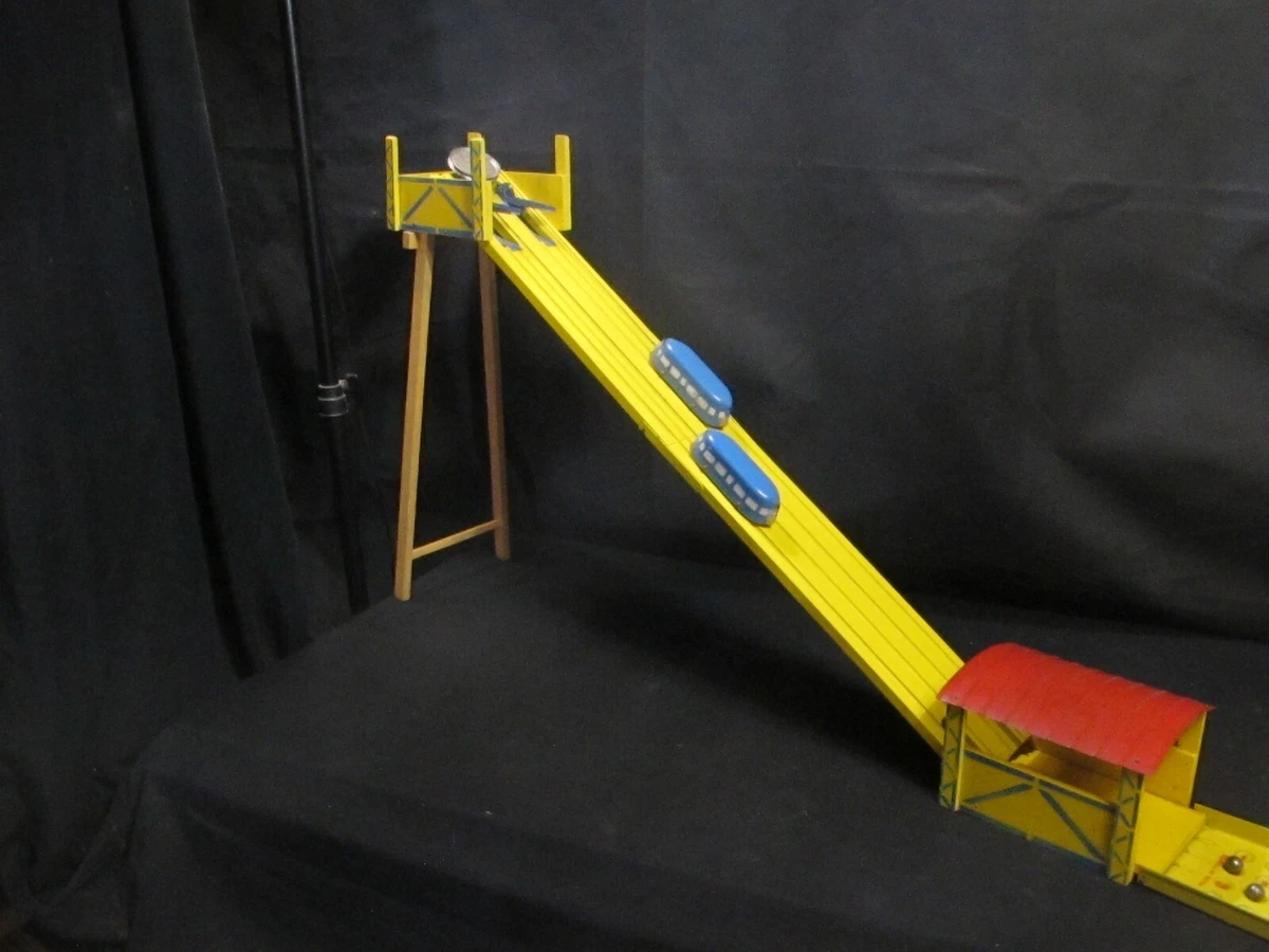 Jouet Ancien Funiculaire Renault Années 1930 En Bois – Miniature Vintage
