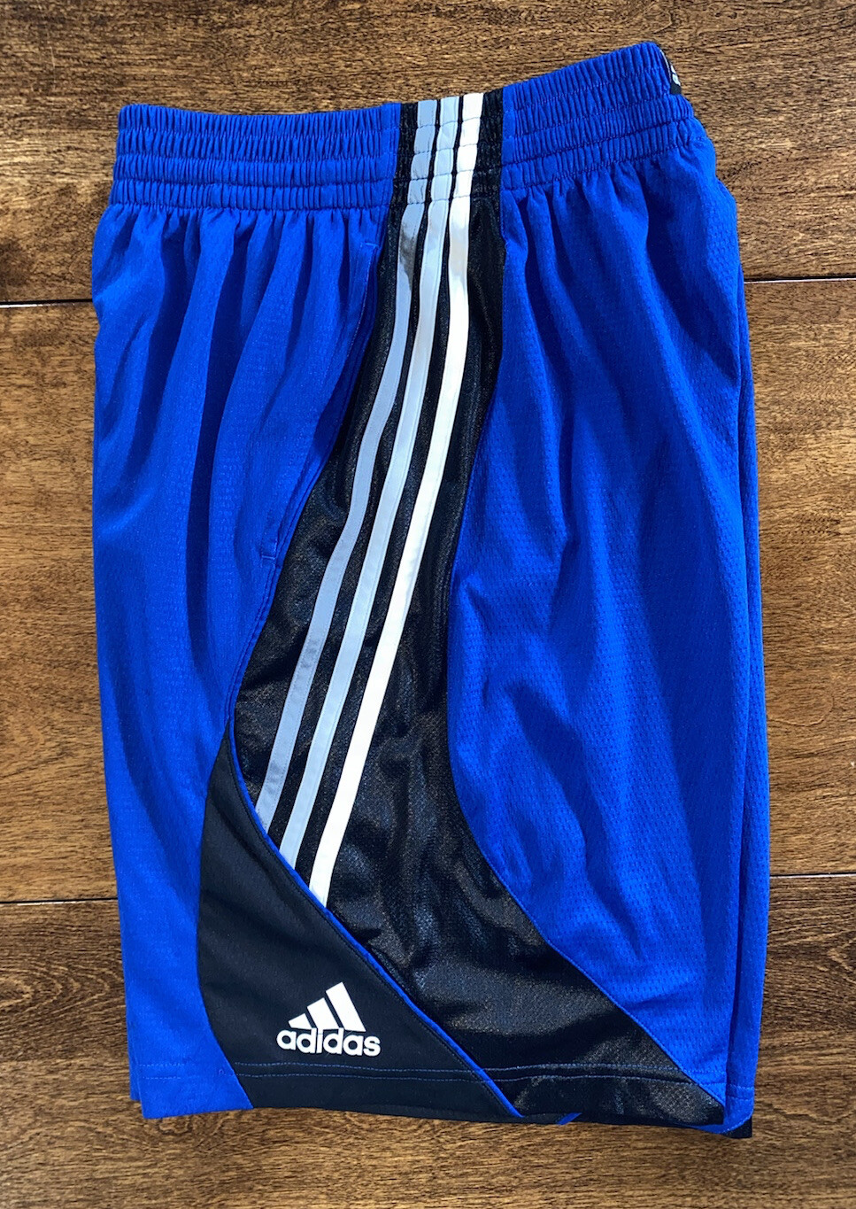 Mens Adidas basketball shorts blue black small Gem