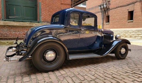 1932 Ford Coupe 5 Window - Picture 11 of 40